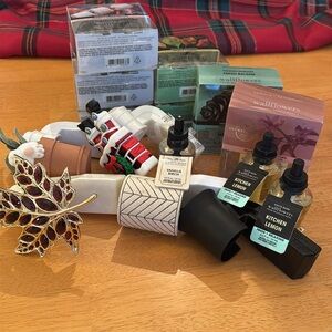 Bath and body works wall flowers plugs and scents